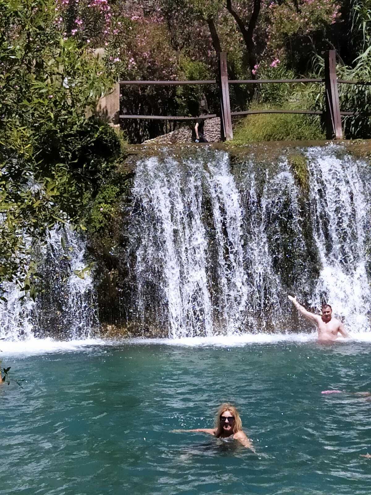 fuentes del algar y visita a Guadalest